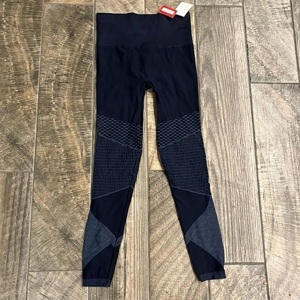 NWT Spanx navy blue textured leggings